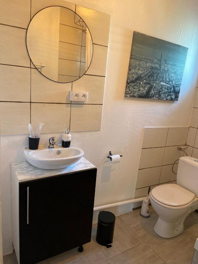 Le Noyer: Petit Chalet Cosy Proche De Mulhouse Riedisheim Eksteriør billede