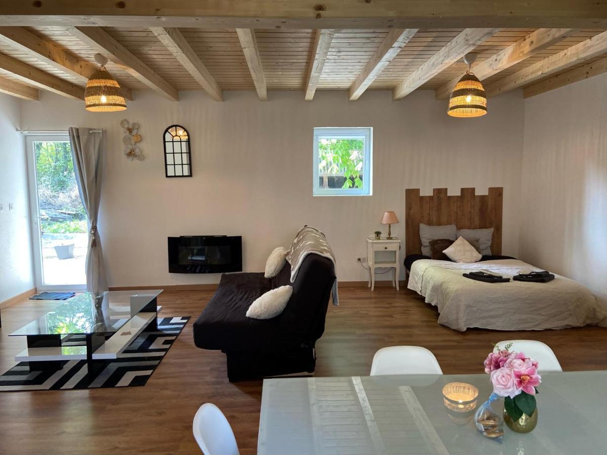 Le Noyer: Petit Chalet Cosy Proche De Mulhouse Riedisheim Eksteriør billede